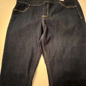 OLD NAVY MID RISE JEGGINGS PULL ON ADJUSTABLE WAIST  SIZE 14. DARK BLUE